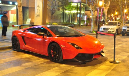 super-car-china-wuhan-9b