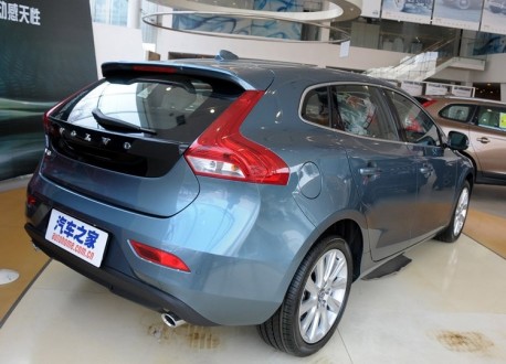 Volvo V40 will hit the Chinese car market on April 16