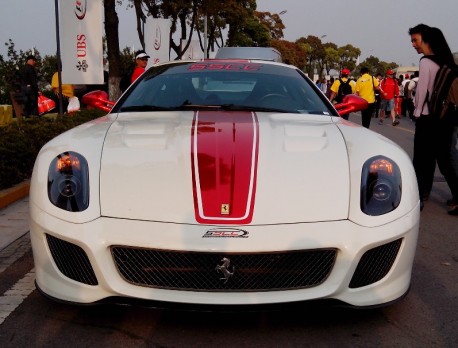 ferrari-599-gto-china-white-4