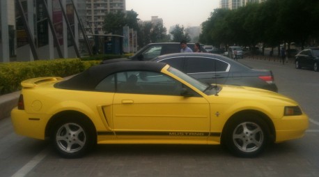 ford-mustang-yellow-china-2