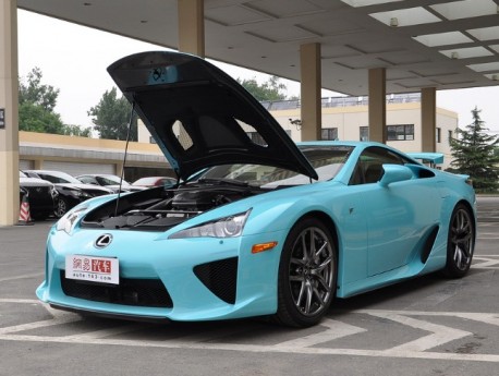 lexus-lfa-baby-blue-china-5