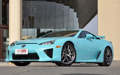 lexus-lfa-baby-blue-china-6