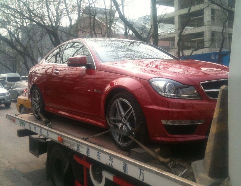 mercedes-c63-coupe-china-3