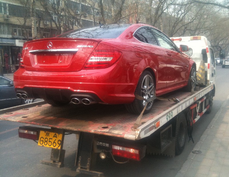 mercedes-c63-coupe-china-4