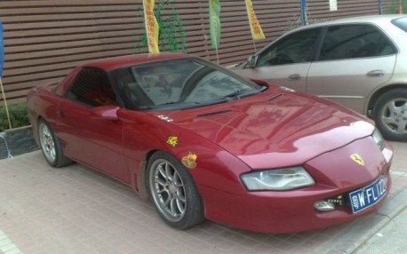 pontiac-firebird-ferrari-china-2