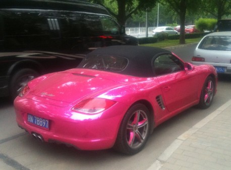 porsche-boxster-pink-china-3