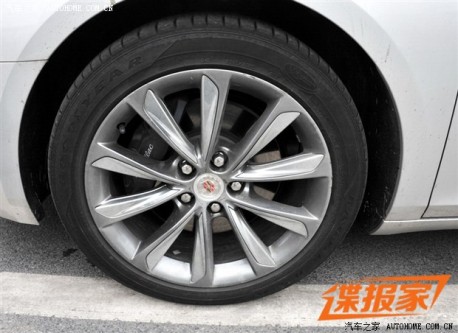 cadillac-xts-v6-china-5