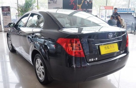 faw-besturn-b50-china-7