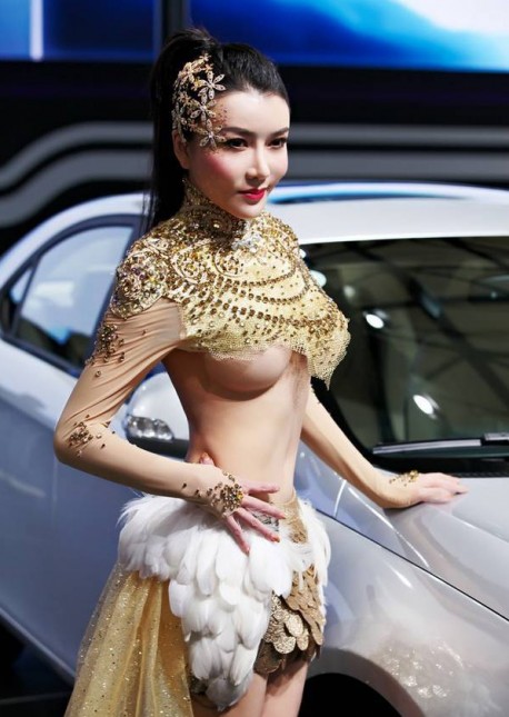 sexy-car-model-china-2