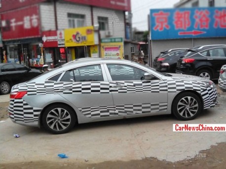 faw-besturn-b70-fl-china-1-3