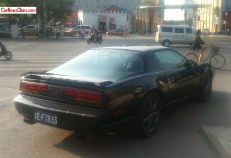 pontiac-firebird-china-2