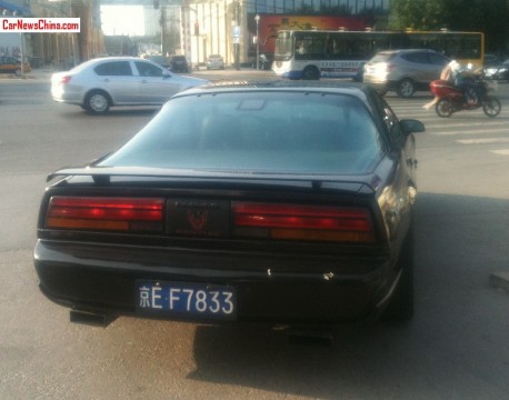 pontiac-firebird-china-4