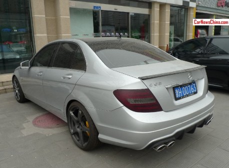 mercedes-c63-license-2