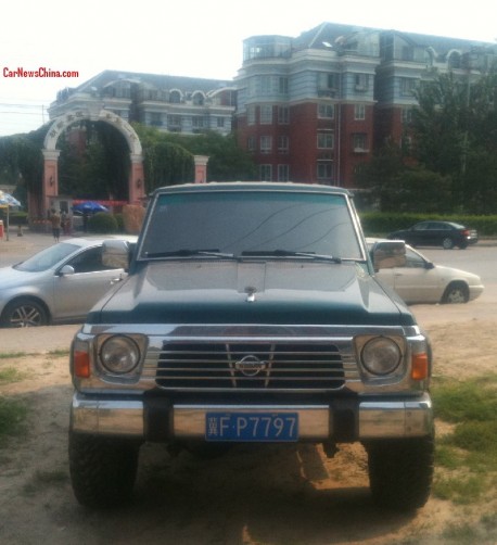 nissan-patrol-china-green-4