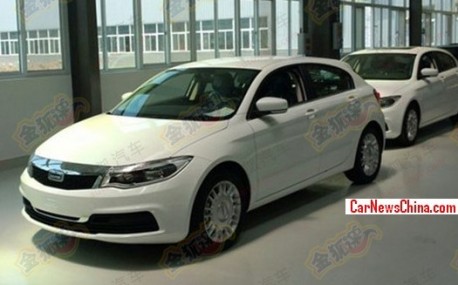 qoros-3-hatchback-china-2