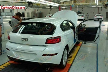 qoros-3-hatchback-china-4