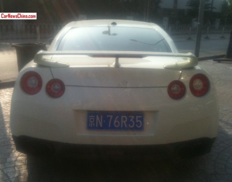 nissan-gtr-license-2