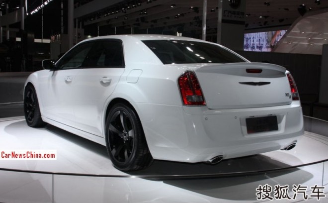 chrysler-300s-china-3