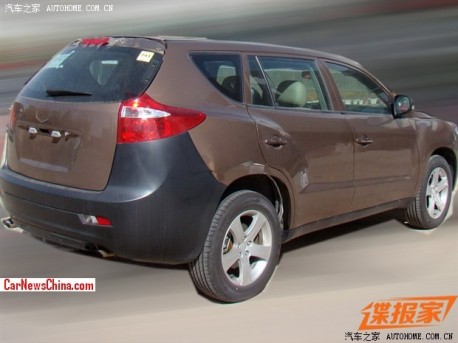 geely-ex8-china-spy-2