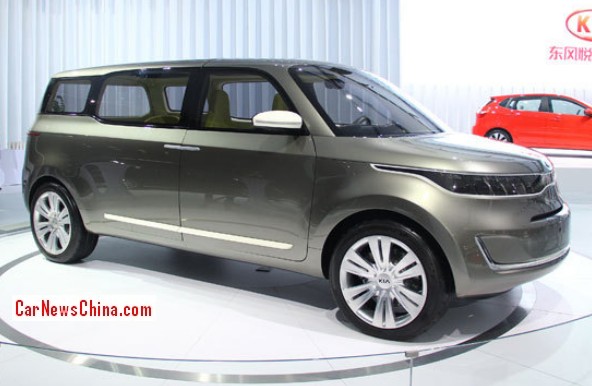 kia-sedona-china-4