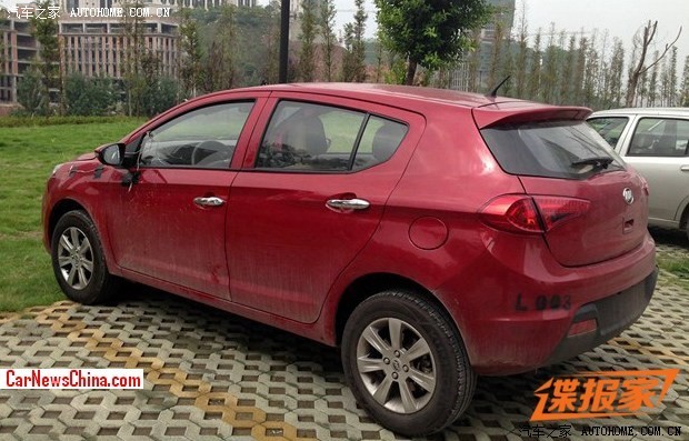 lifan-x50-r-china-2