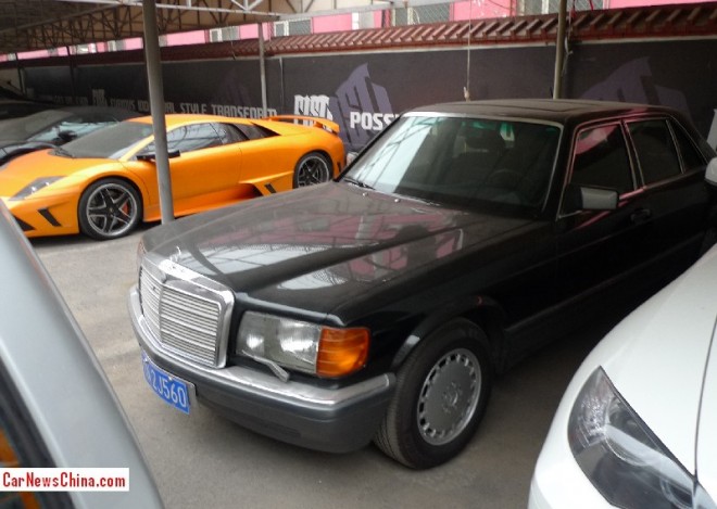 mercedes-benz-560-sel-china-5