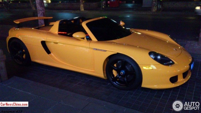 porsche-carrera-gt-china-yellow-5