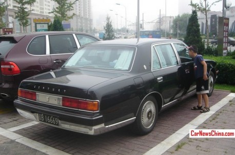 toyota-century-china-2