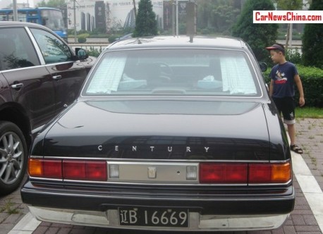 toyota-century-china-3