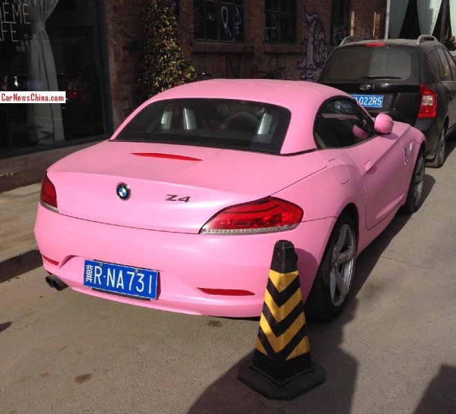 bmw-z4-pink-china-3