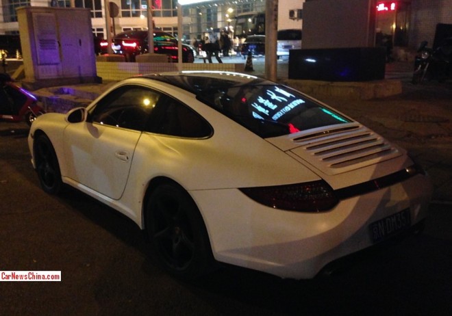 porsche-matte-white-china-2