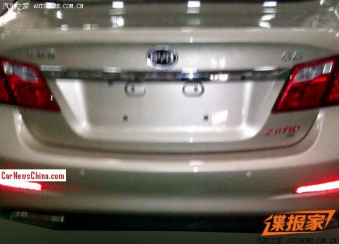 byd-g6-china-3