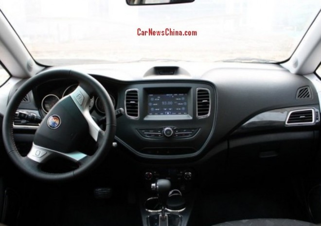 geely-emgrand-sc5-rv-3