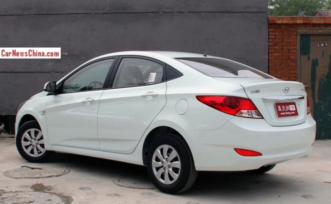 hyundai-verna-china-1b