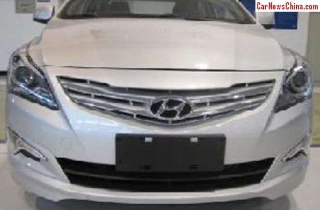 hyundai-verna-china-2