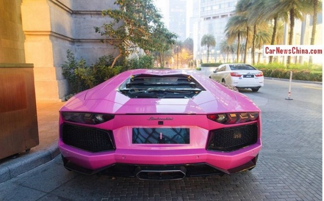 lamborghini-aventador-china-pink-4