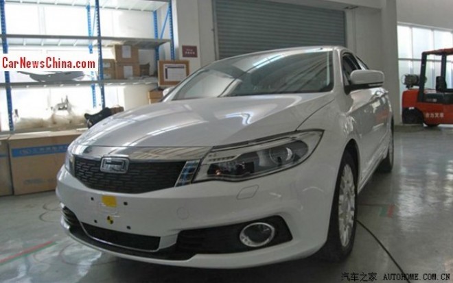 qoros-3-hatchback-1