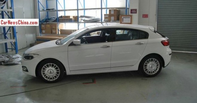 qoros-3-hatchback-2