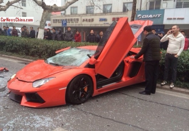 crash-lamborghini-china-2