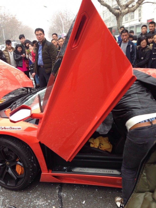 lamborghini-crash-china-2-5