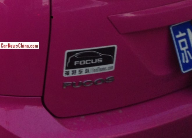 ford-focus-pink-china-5