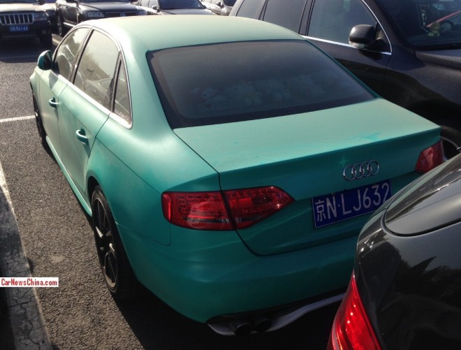 audi-a4-blue-green-china-3