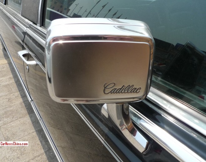 cadillac-limousine-china-3