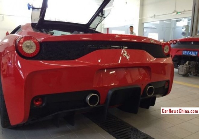 ferrari-458-speciale-china-3