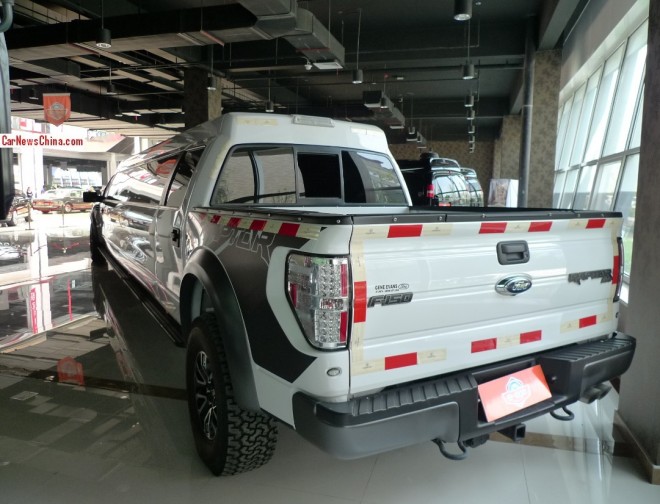 ford-raptor-limosine-china-3