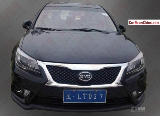 byd-g6-china-5