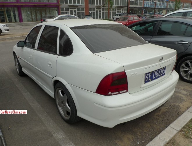 opel-vectra-china-4