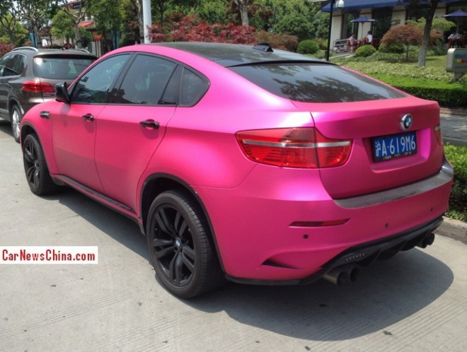 bmw-m6-pink-china-2