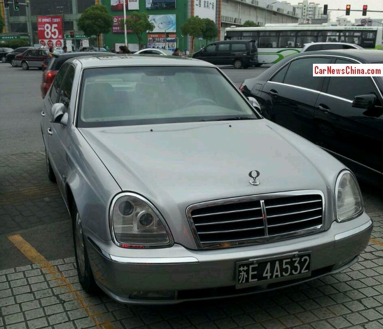 Spotted in China: SsangYong Chairman in silver gray