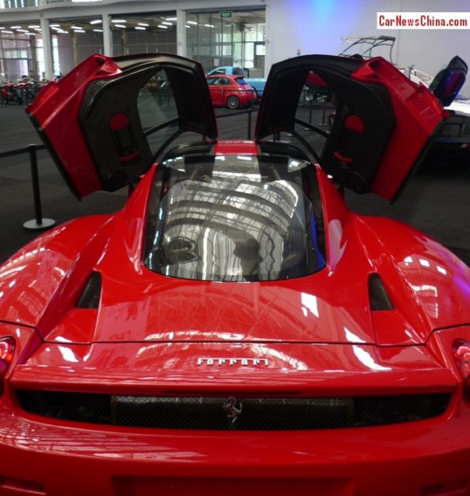 ferrari-enzo-china-5